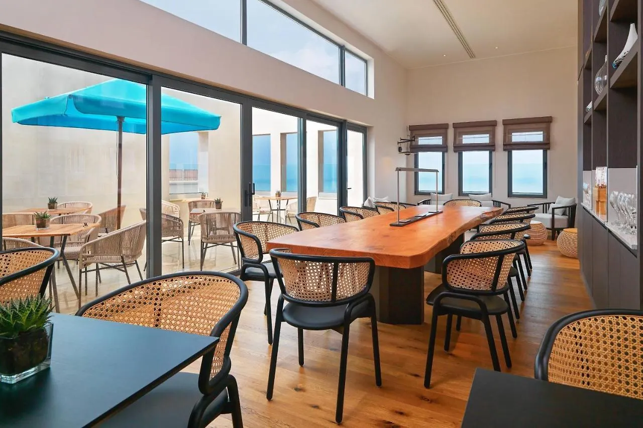 Saint Julian's Malta Marriott Resort & Spa מלון