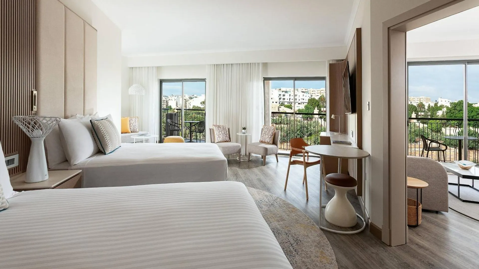***** מלון Saint Julian's Malta Marriott Resort & Spa מלטה