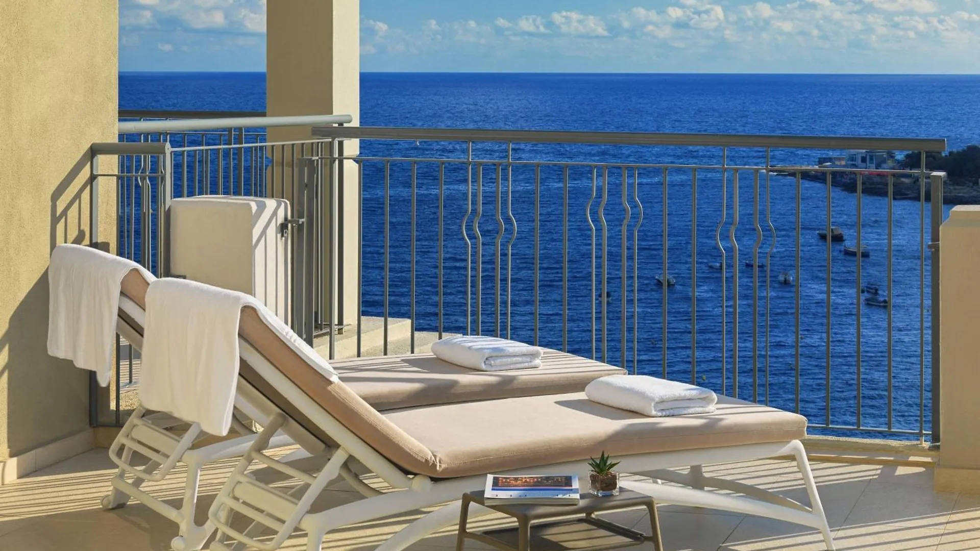 Saint Julian's Malta Marriott Resort & Spa 5*, Saint Julian's מלטה
