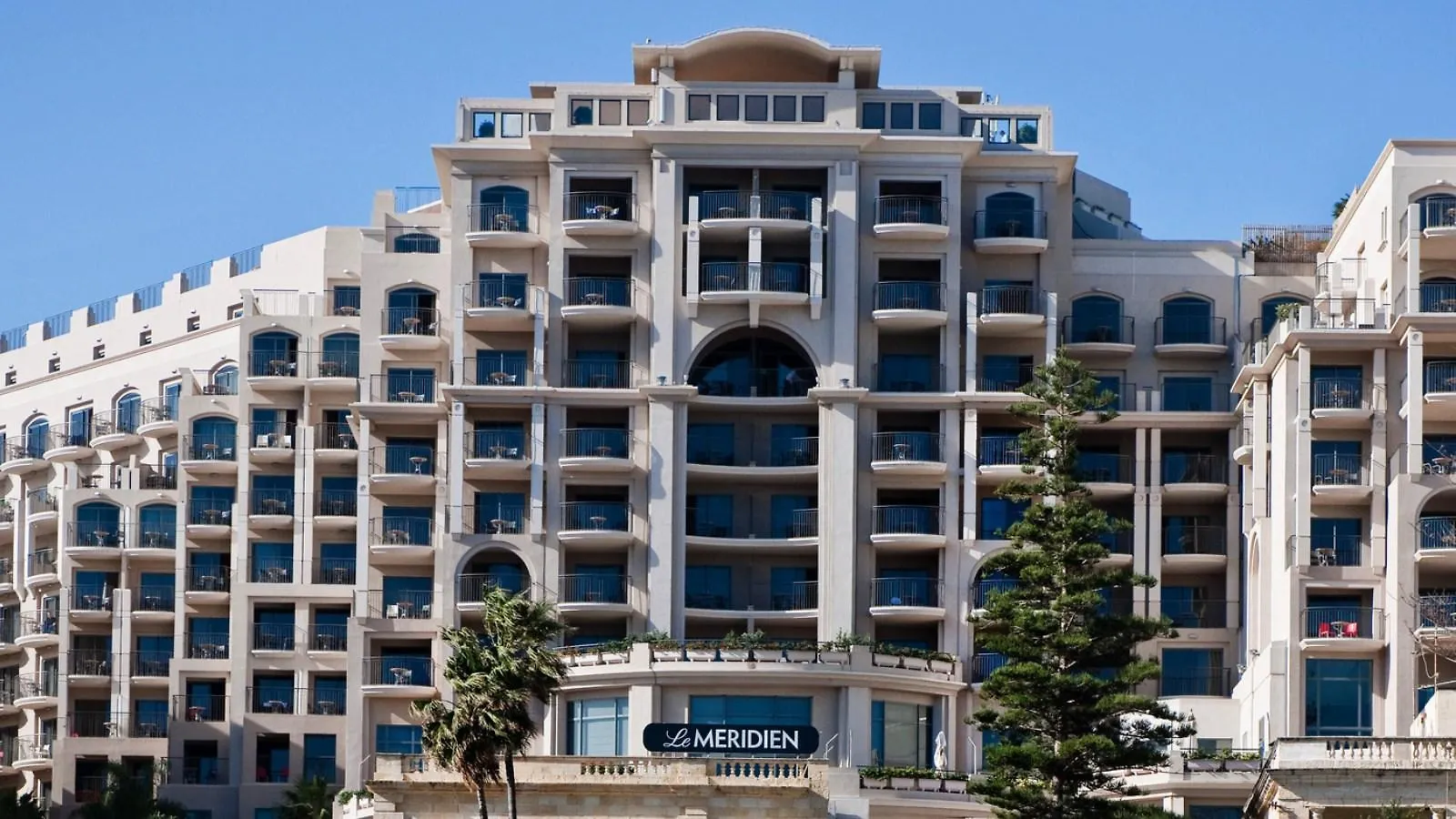 Отель Malta Marriott Resort & Spa Сент Джулианс